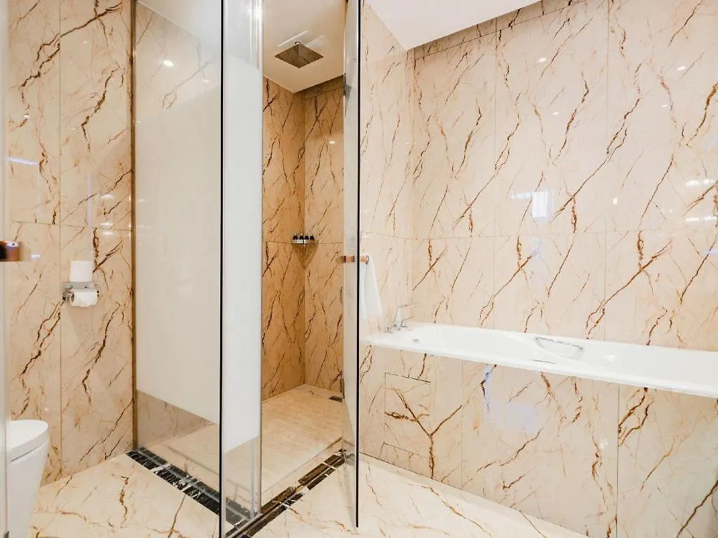 Hotel Grand Madison Xuchang Beihai